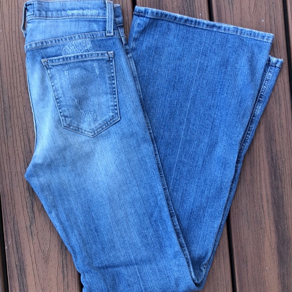 Current Elliot GIRL CRUSH Heirloom Repair High Waist Flared Jeans - Picture 7 of 7